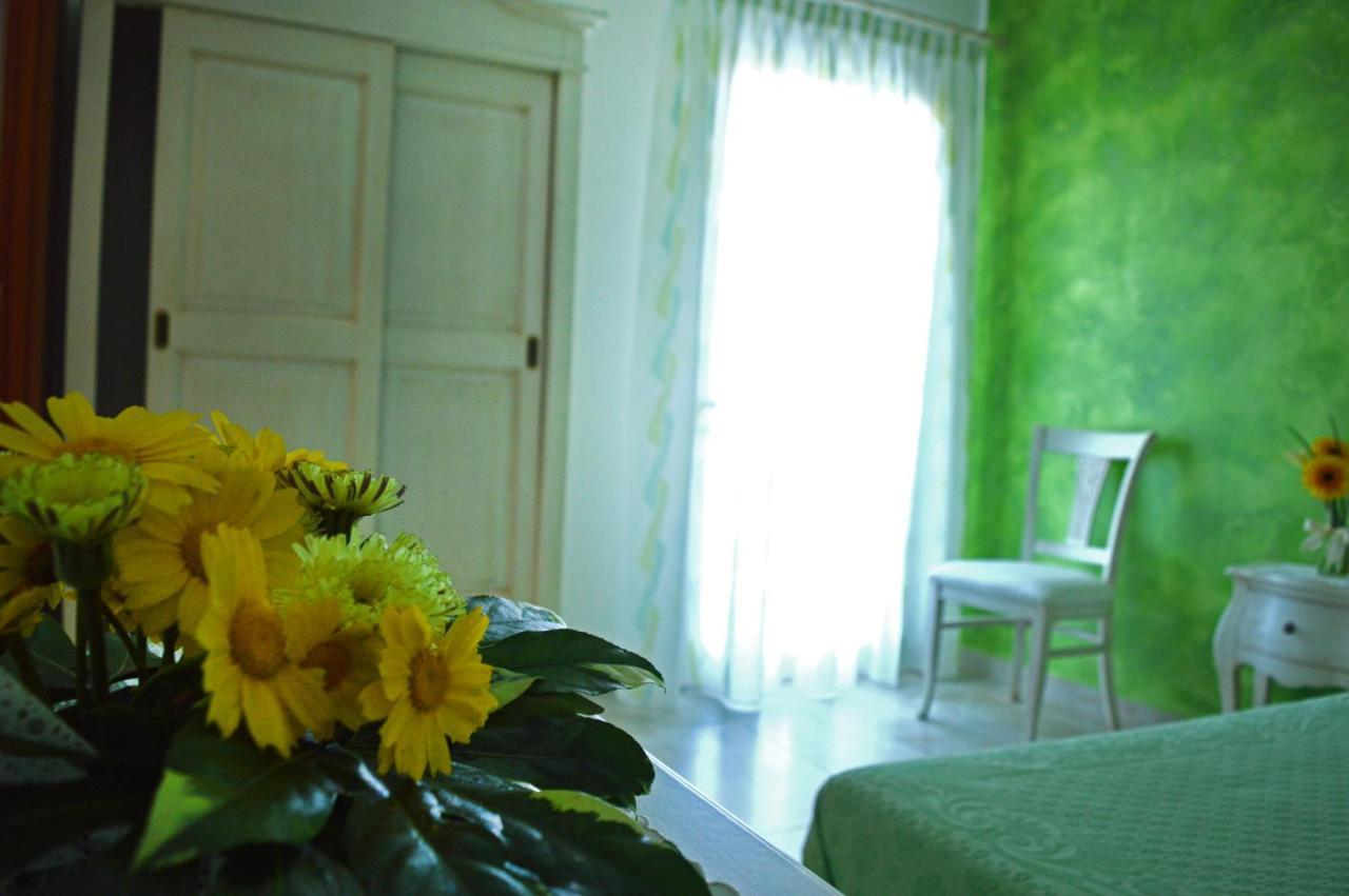 Tally B&B Salve Luaran gambar