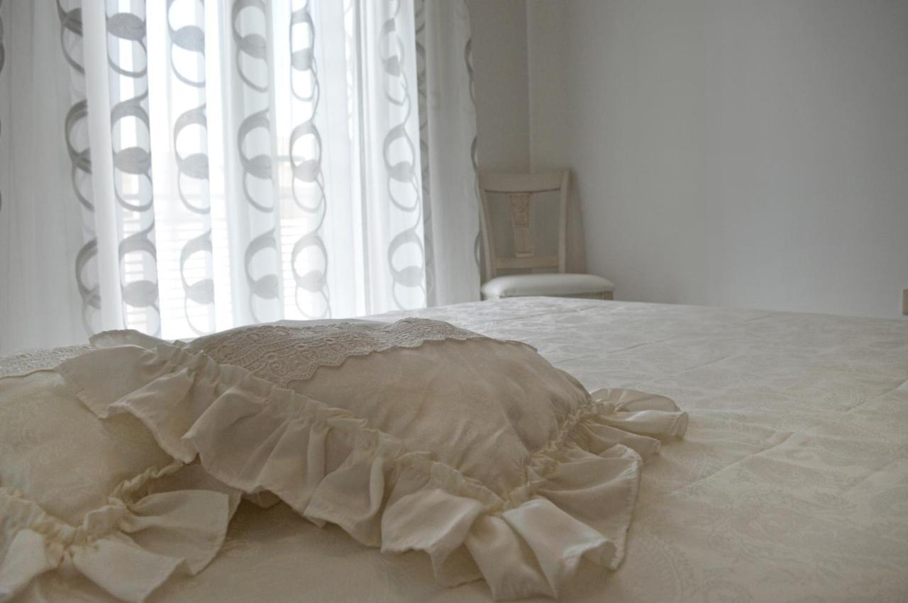 Tally B&B Salve Luaran gambar